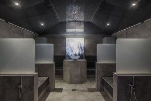 Bain de vapeur aux arômes : 45° C